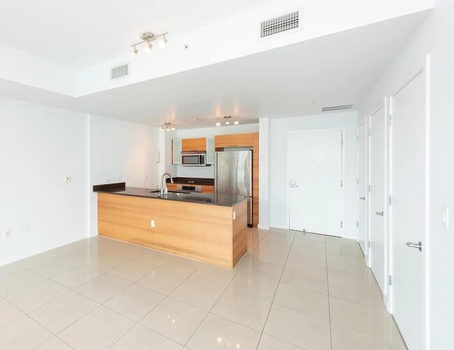 Photo - 3301 NE 1st Ave Unit H1113