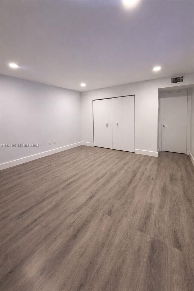 Photo - 1555 W 44th Pl Unit 247