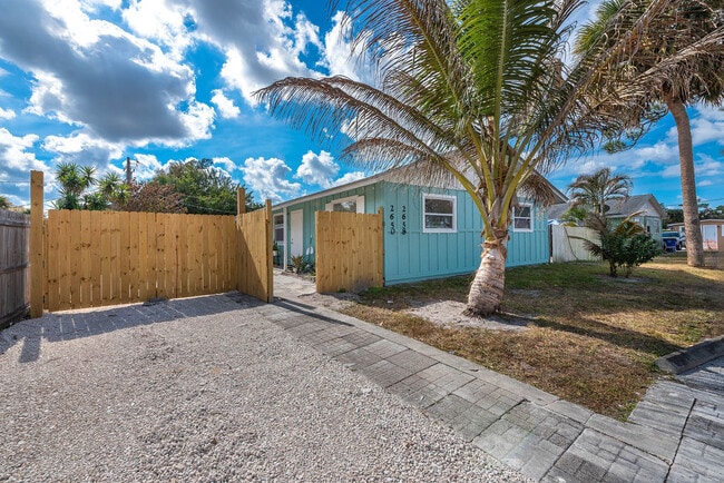 Photo - 2658 SE Amherst St