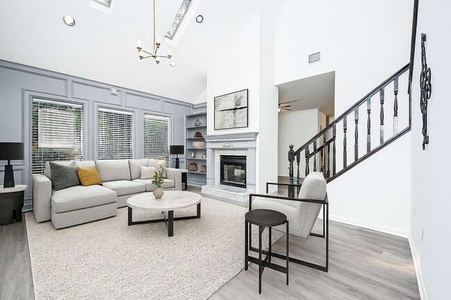 Photo - 31 Silent Brook Pl
