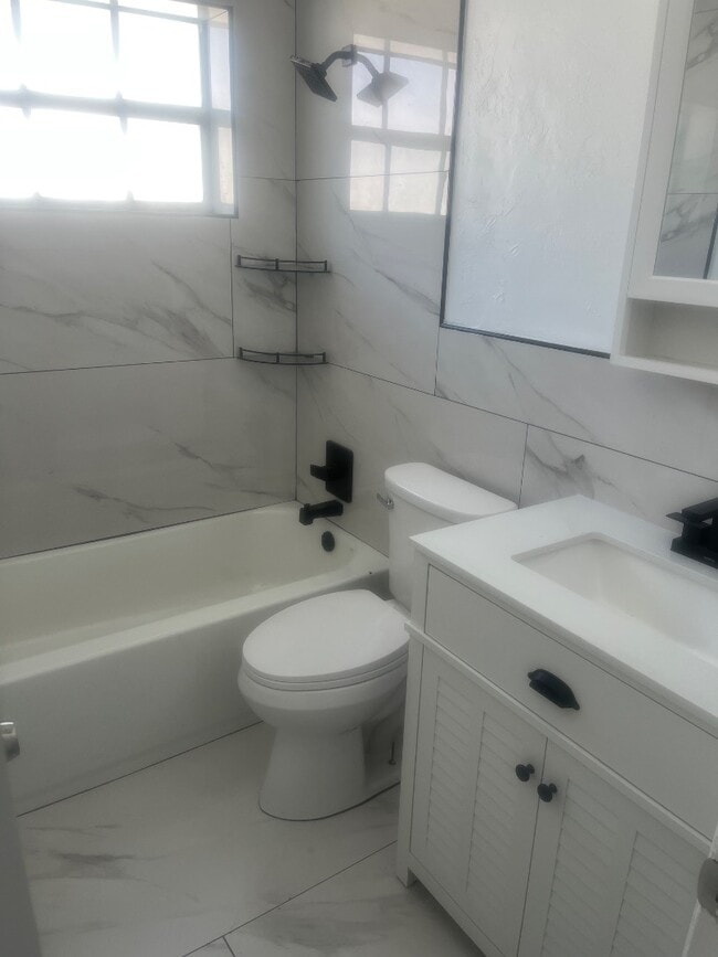 Photo - 2371 NW 61st St