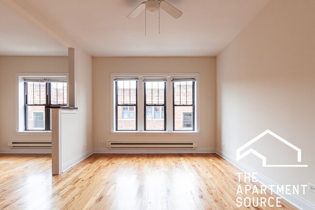 Photo - 628 W Cornelia Ave Unit 2