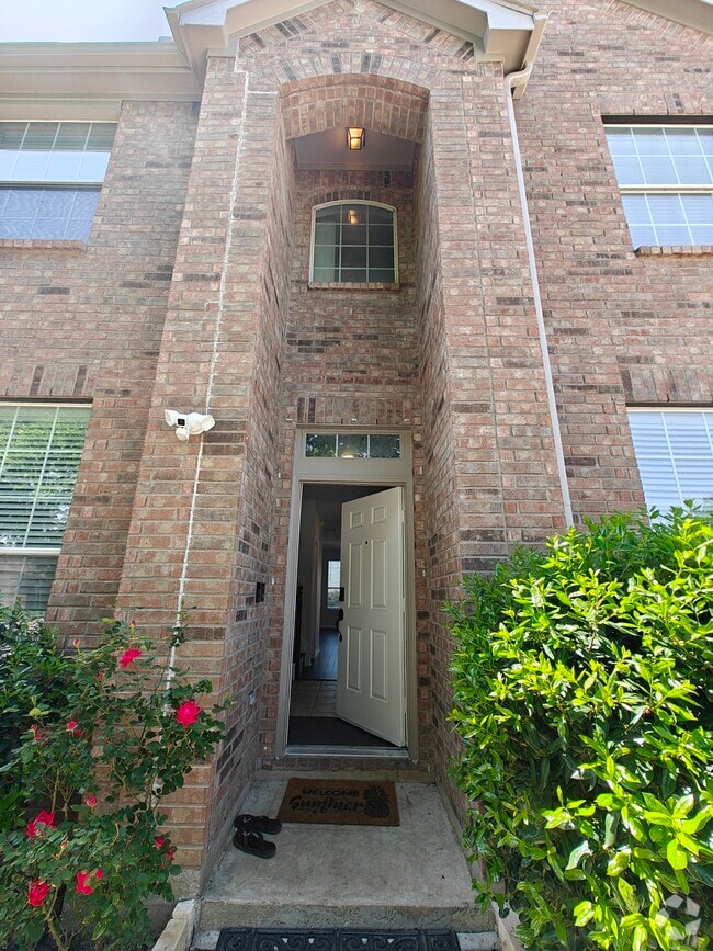 Building Photo - 2456 Morning Dew Dr Rental