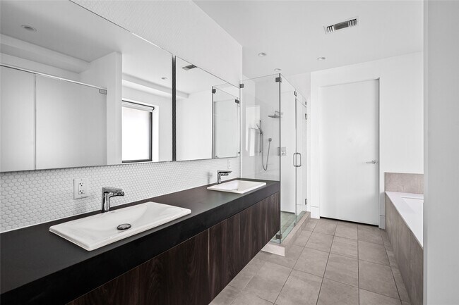 Photo - 2406 Tangley St Unit 200