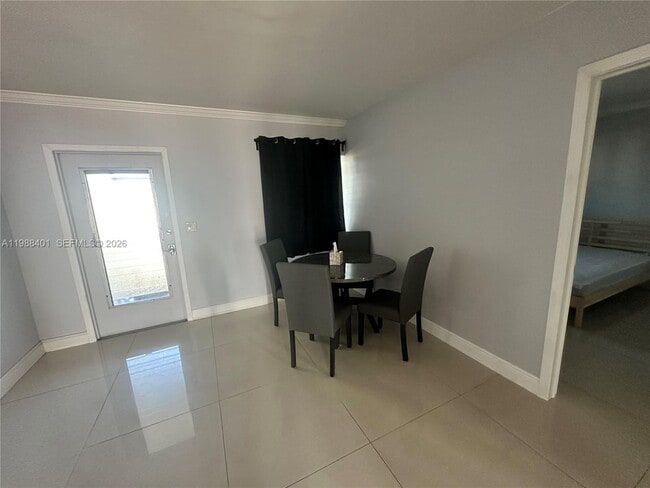 Photo - 1450 NE 170th St Unit 306