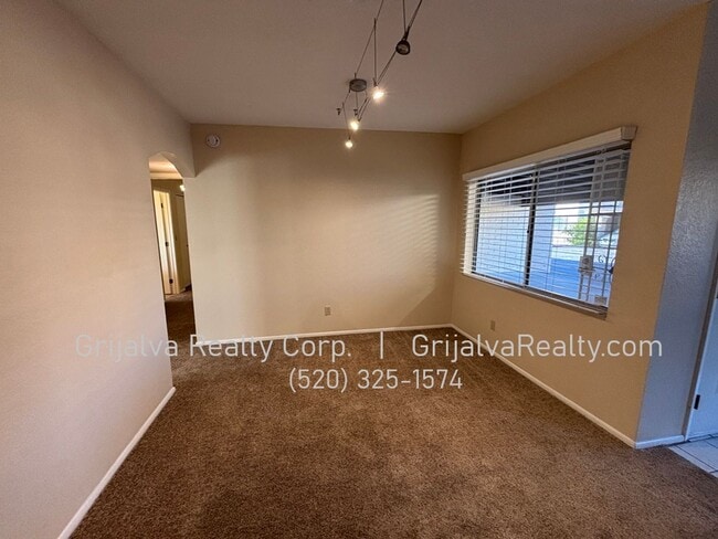 Photo - Cute 2 Bedroom, 2 Bath Townhome *MOVE-IN SPECIAL* (Speedway/Wilmot)