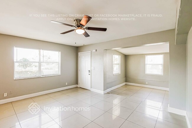 Photo - 3360 NW 6th St