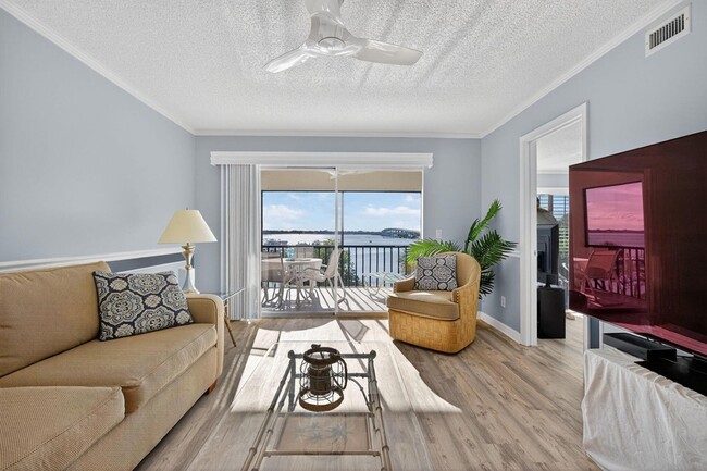 Photo - 390 NE Edgewater Dr Unit 403