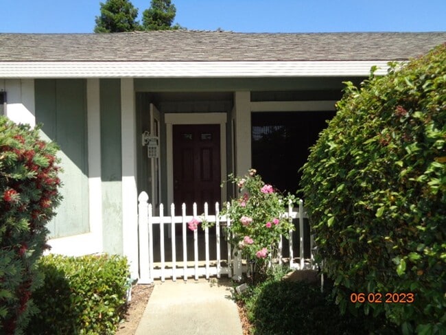 Photo - 6122 Vanden Rd