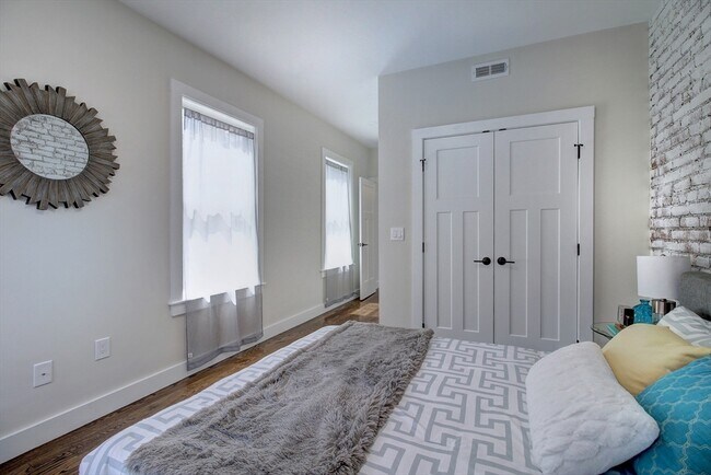 Photo - 50 Border St Unit #1