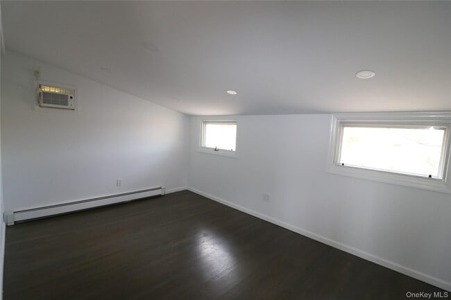 Photo - 153 US-9W Unit 2nd Floor