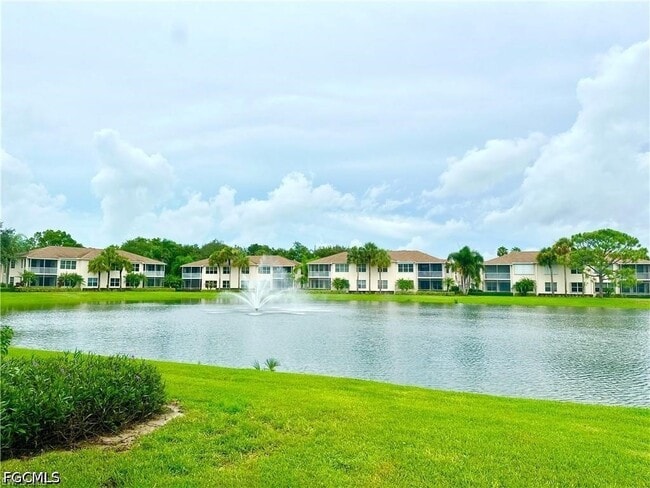 Photo - 25762 Lake Amelia Way Unit 105