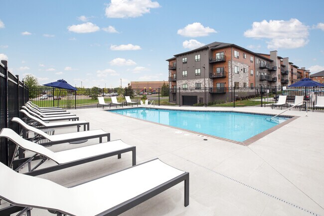 Exterior - Poolside