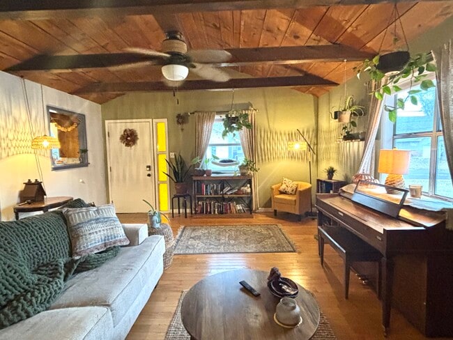 Photo - 805 Clinkscales Rd