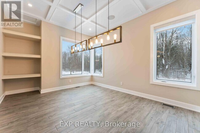 Photo - 1961 Cedarlakes Way