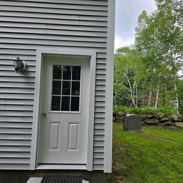 Building Photo - 55 Glen Hill Rd Unit A Rental