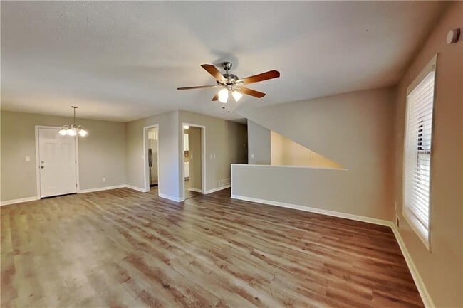 Photo - 6015 Sumit Ct NW