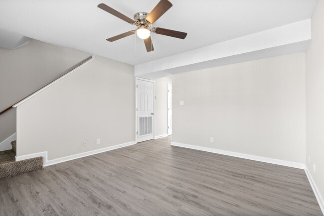 Photo - 1880 Waters Edge Dr