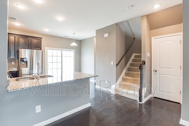 Photo - 7310 Sienna Heights Pl