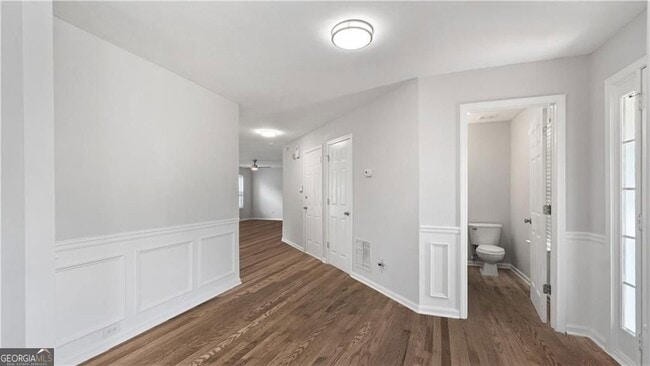 Photo - 317 Shasta Ln