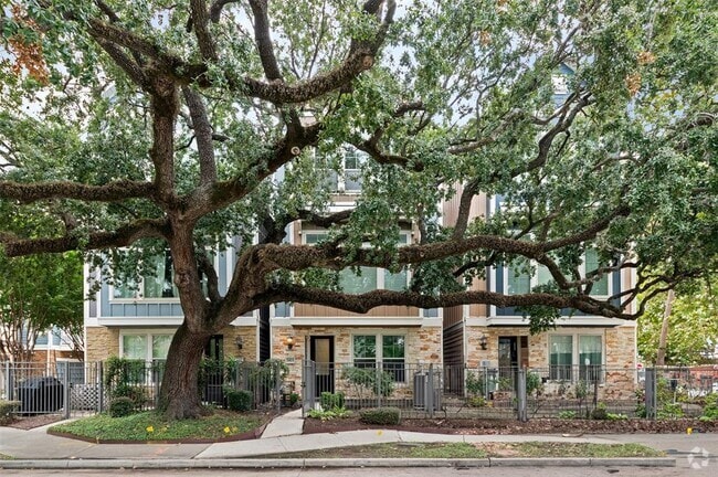 Building Photo - 1823 Drew St Rental