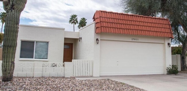 Building Photo - 17011 E Calaveras Ave