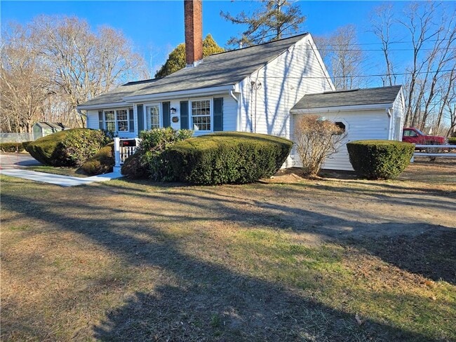 Photo - 140 Tower Hill Rd