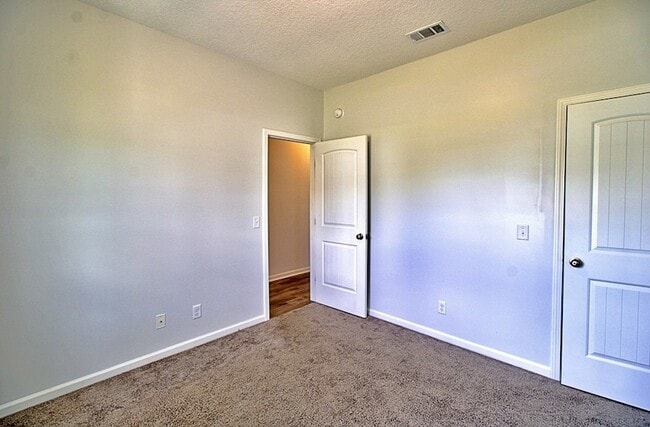 Photo - 29 Quarter Horse Run NE