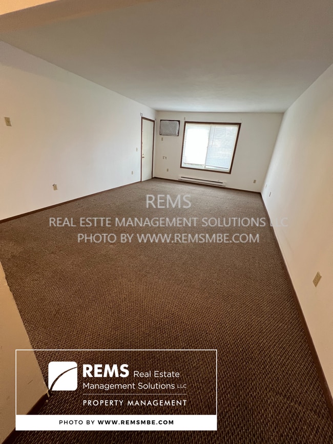 Photo - 564 E Slifer St Unit 10