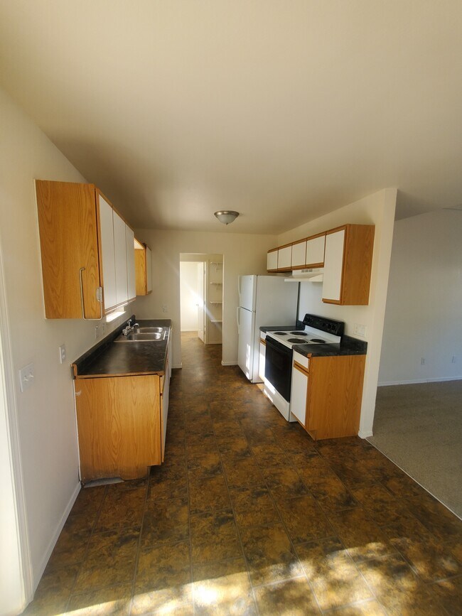 Photo - 632 1/2 Colony Rd
