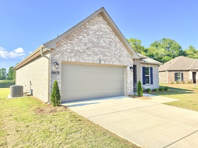 16639 Aspen Ln