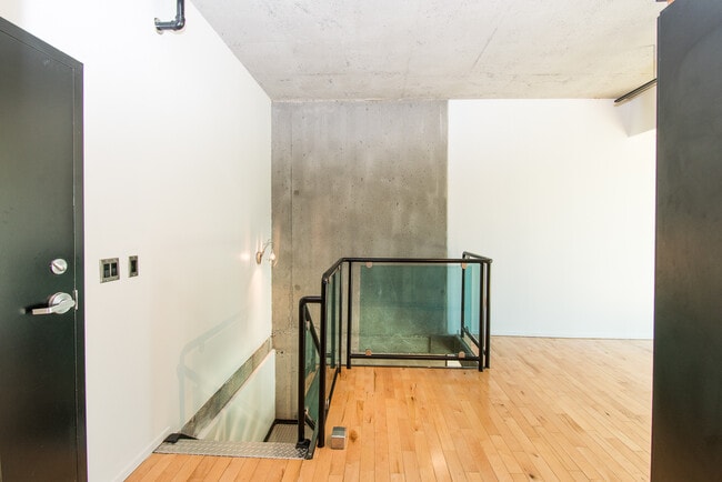 Photo - 1410 SW 11th Ave