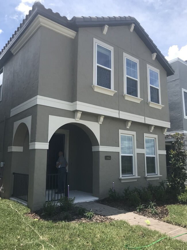 4 Bedroom at Westside Village Heart of Win... - 4 Bedroom at Westside Village Heart of Win... House