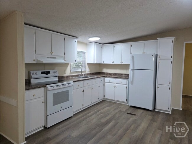 Photo - 311 Mockingbird Dr
