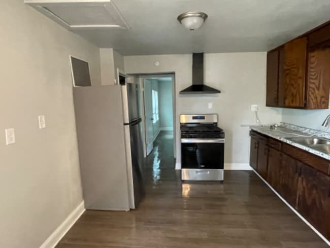 Photo - 213 Munson St