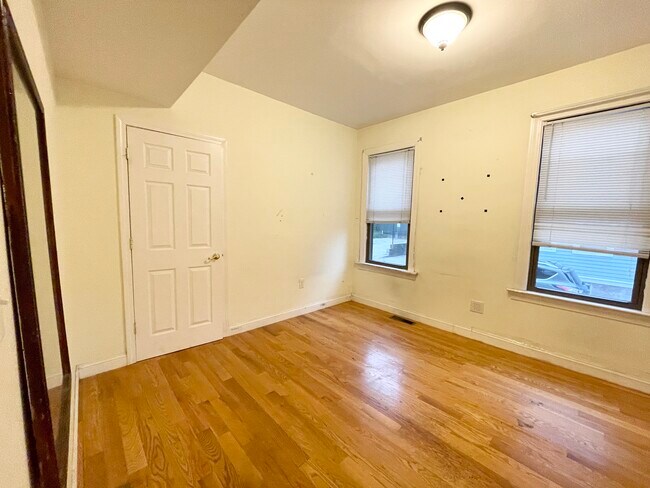Photo - 1568 Tremont St Unit 1