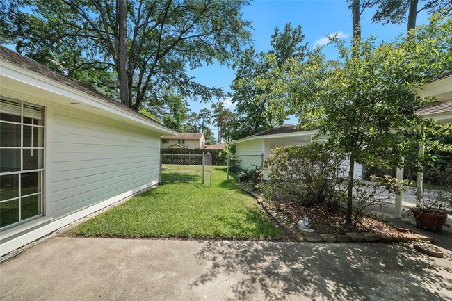 Photo - 719 Thornwood Dr