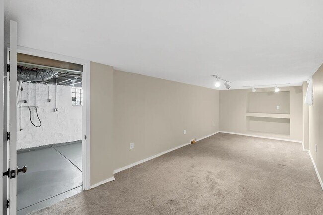 Photo - 6840 Plateau Ave