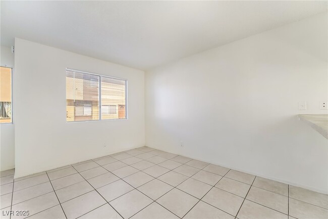 Photo - 233 N 18th St