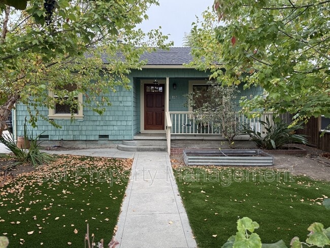 Building Photo - 722 Marnell Ave Rental