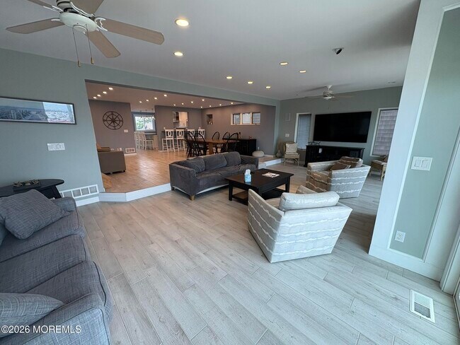 3608 Ocean Terrace