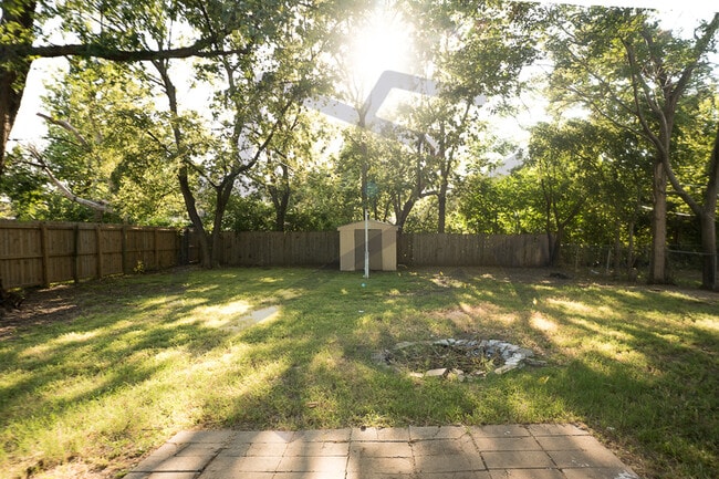 Photo - 1921 S Vine St