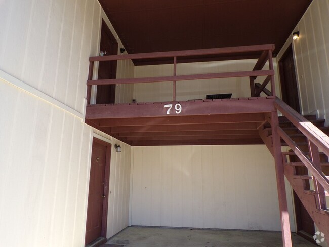 Building Photo - Rolling Meadows Apartments and Townhouses,... Unit 79B Woodview Drive