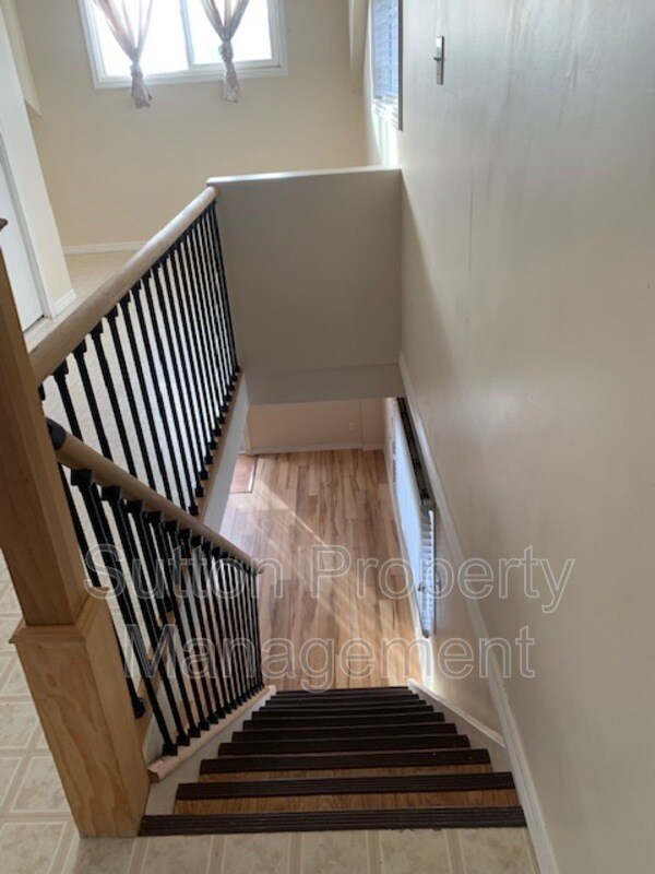 Photo - 10120-10103 103 Ave