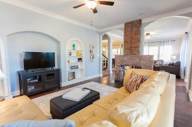 Photo - 1506 S Florence Pl