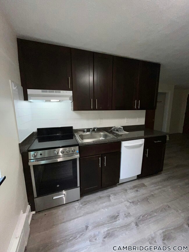 Photo - 9 Chester St Unit 23