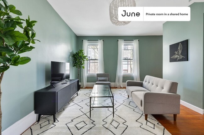 Photo - Room in Shared 4 bed/1 bath home Unidad A