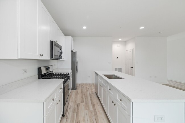 Photo - 1234 Gillespie Ln