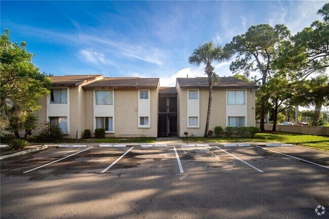 Building Photo - 2757 Hidden Lake Blvd Unit A Rental