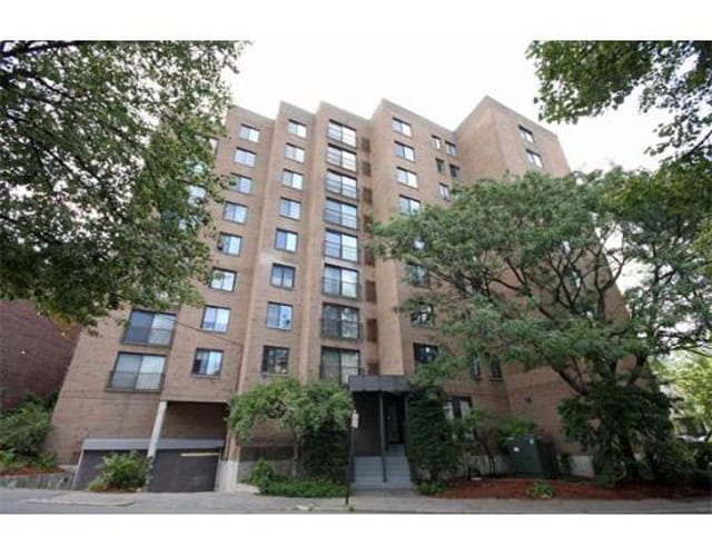 Building Photo - 1243 Beacon St Unit 6A